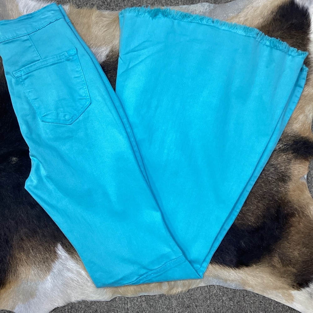 Ladies High Rise Xtra Flared Jeans, Stretchy, Turquoise